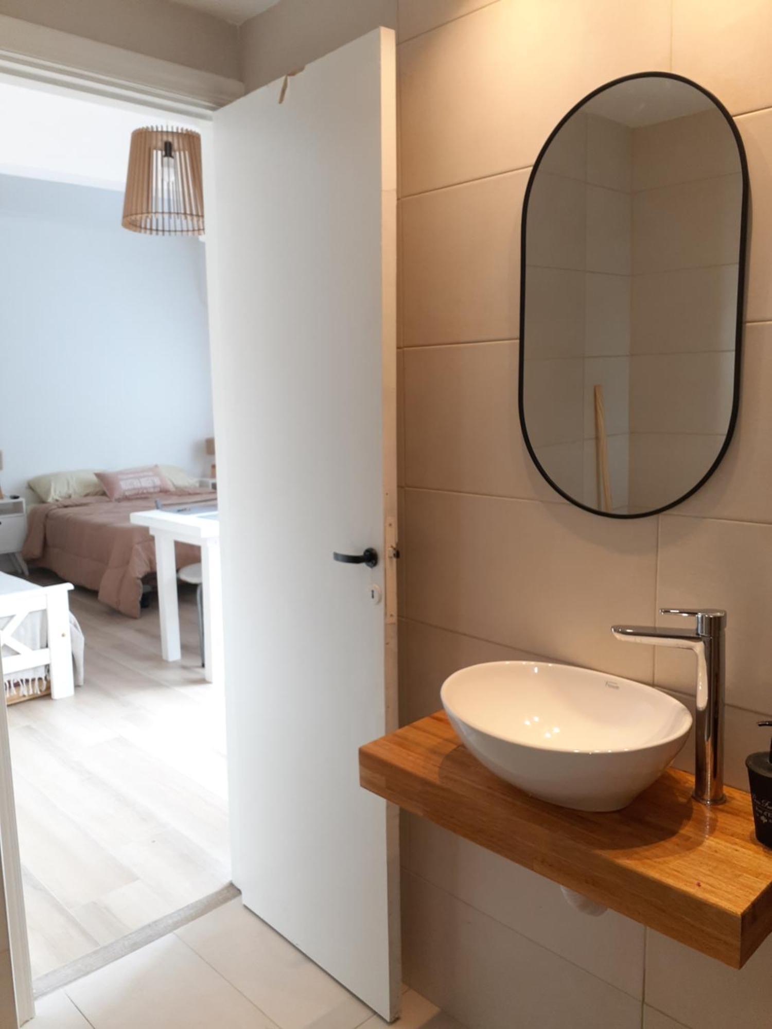 Apartamento Monoambiente Amoblado Con Terraza Zona Centro